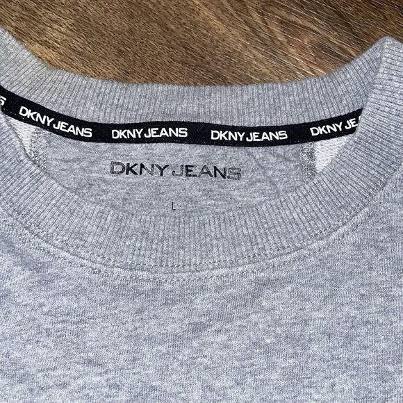 Dkny Long Sleeve Embossed Shirt - Picture 4 of 5